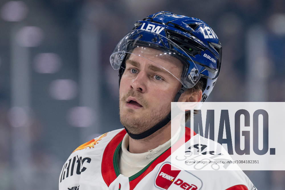 Alexander Blank (Augsburger Panther, 26) Portrait Portraet GER, EHC Red Bull Muenchen vs. Augsburger Panther, DEL, Saison 2026 2027, 6. Spieltag, 04.10.2026. Foto: HMB Media Heike Feiner
