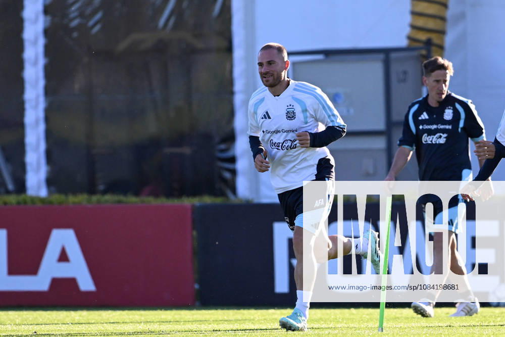 Alexis Mac Allister of Argentina national team, Nationalteam at the Lionel Andres Messi Training Camp on October 5, 2026 in Buenos Aires, Argentina. Argentina will face Benin tomorrow in an International Friendly, Länderspiel, Nationalmannschaft match at the Estadio Monumental, marking Messi s final farewell appearance for the national team. Photo by SFSI Lionel Messi of Argentina national team last training