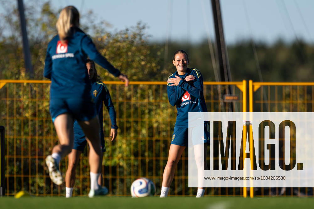 Sofia Reidy of the Swedish women s national football team during a training session on October 6, 2026 in Stockholm. Photo: Emma Wallskog BILDBYRAN kod EW EW0714 fotboll football soccer fotball vm-kval kval fifa womens world cup qualifier qualifier träning practice training sverige sweden dam bbeng
