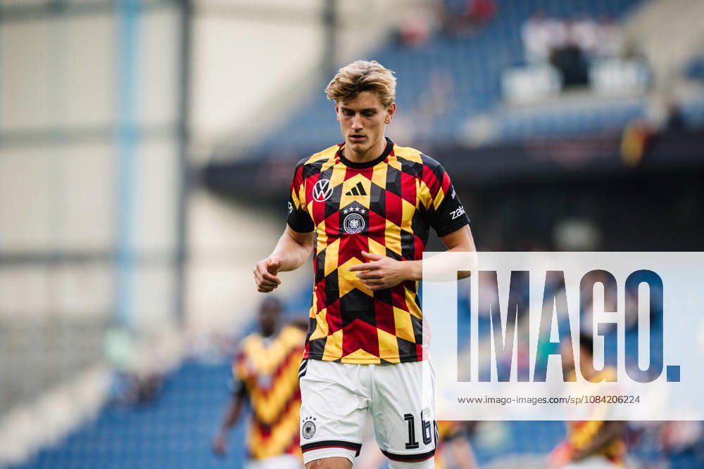 U21, U 21 EM-Qualifikation: Deutschland - Georgien, 06.10.2026 Aljoscha Kemlein (Deutschland, 16); Fußball, EM-Qualifikation U 21, 10. Spieltag: Deutschland vs. Georgien am 06.10.2026, Bielefeld DFB REGULATIONS PROHIBIT ANY USE OF PHOTOGRAPHS AS IMAGE SEQUENCES AND OR QUASI-VIDEO.