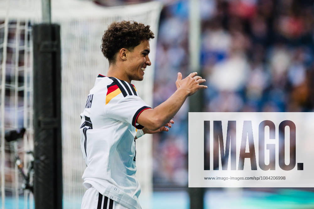 U21, U 21 EM-Qualifikation: Deutschland - Georgien, 06.10.2026 Noah Darvich (Deutschland, 17); Fußball, EM-Qualifikation U 21, 10. Spieltag: Deutschland vs. Georgien am 06.10.2026, Bielefeld DFB REGULATIONS PROHIBIT ANY USE OF PHOTOGRAPHS AS IMAGE SEQUENCES AND OR QUASI-VIDEO.