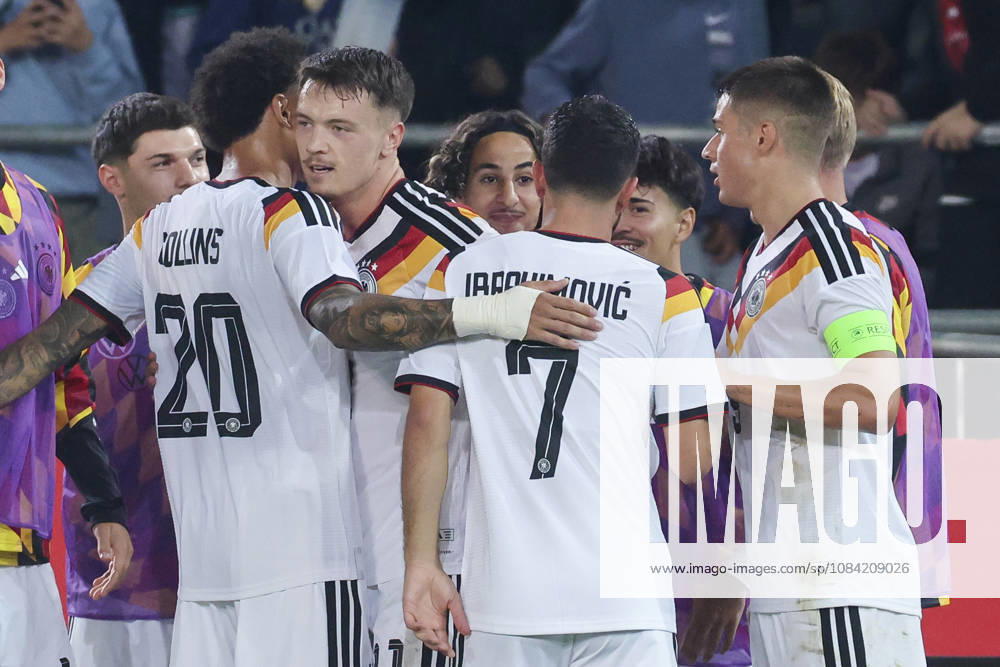 Dzenan Pejcinovic (Germany) celebrates his goal with teammates during the UEFA Under21 EURO Qualifier, EM, Europameisterschaft between Germany U21, U 21 and Georgia U21 at Almstadion on October 6, 2026 in Bielefeld, Germany. (Photo by Marco Steinbrenner DeFodi Images) -
