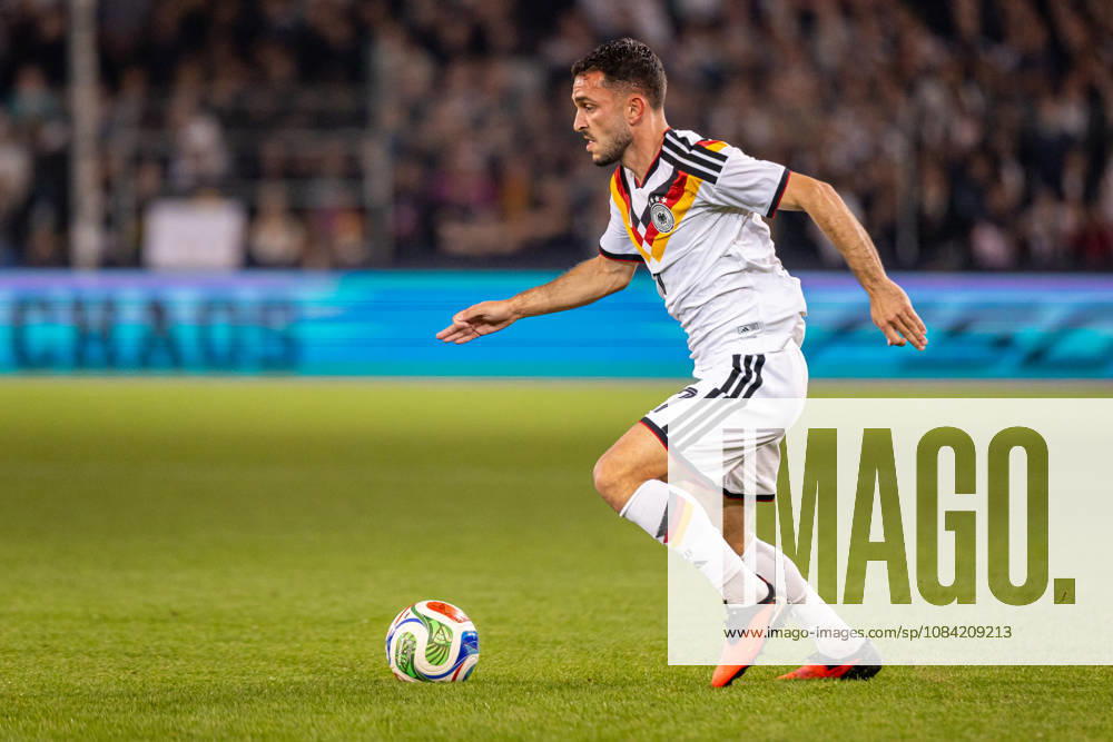 Arijon Ibrahimovic (Deutschland U21, U 21 07) am Ball GER, Deutschland (GER) vs. Georgien (GEO), Fussball, UEFA U21 EM-Qualifikation, Gruppe F, 13. Spieltag, Spielzeit 2026 2027, 06.10.2026 GER, Deutschland (GER) vs. Georgien (GEO), Fussball, UEFA U21 EM-Qualifikation, Gruppe F, 13. Spieltag, Spielzeit 2026 2027, 06.10.2026 Bielefeld