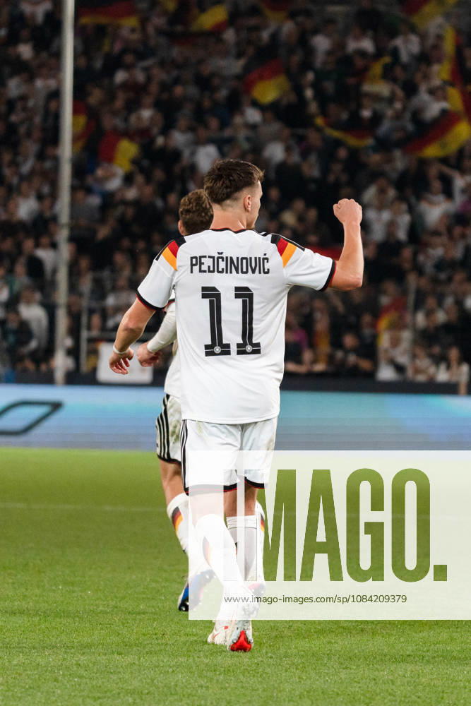 Deutschland: U21, U 21 EM-Qualifikation 2026 2027, Deutschland U21 vs. Georgien U21, Nationalmannschaft, DFB Länderspiel Dienstag 27.03.2026, Schüco Arena, Bielefeld Tor zum 2:0 durch Dzenan Pejcinovic Jubel Freude Emotionen Torjubel