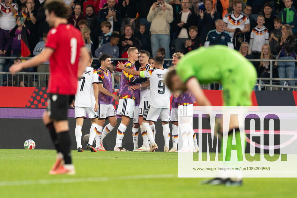 GER, Deutschland U21, U 21 vs Georgien U21 Torjubel Jubel ueber das Tor zum 2:0 durch Dzenan Pejcinovic (Deutschland U21, 11) Arijon Ibrahimovic (Deutschland U21, 7) Nicolo Tresoldi (Deutschland U21, 9) Leandro Morgalla (Deutschland U21, 6) Bielefeld SchücoArena Bielefeld Deutschland