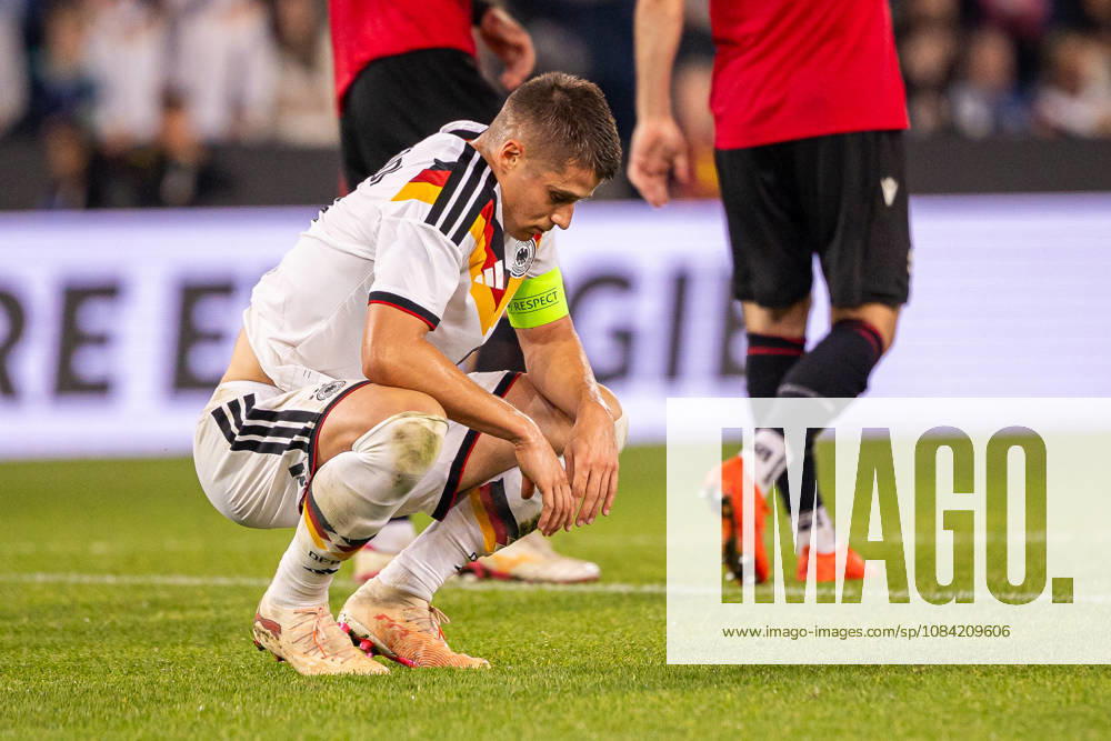 Nicolo Tresoldi (Deutschland U21, U 21 09) nach dem Schlusspfiff GER, Deutschland (GER) vs. Georgien (GEO), Fussball, UEFA U21 EM-Qualifikation, Gruppe F, 13. Spieltag, Spielzeit 2026 2027, 06.10.2026 GER, Deutschland (GER) vs. Georgien (GEO), Fussball, UEFA U21 EM-Qualifikation, Gruppe F, 13. Spieltag, Spielzeit 2026 2027, 06.10.2026 Bielefeld