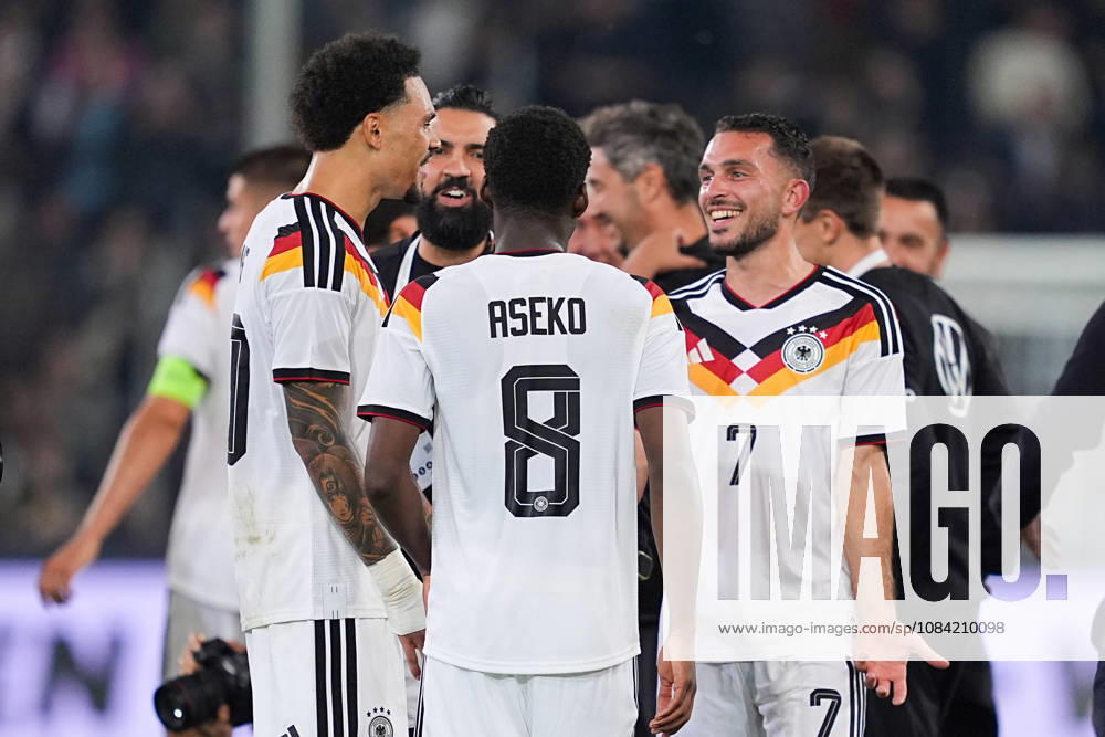 Herren, Fußball, Länderspiel, U21, U 21 EM-Qualifikation, Deutchland - Georgien, Saison 2026 2027, Schüco Arena: Fracis Onyeka (GER, 20) Noel Aseko (GER, 8) Arijon Ibrahimovic (GER, 7) freuen sich über den Sieg DFB regulations prohibit any use of photographs as image sequences and or quasi-video.
