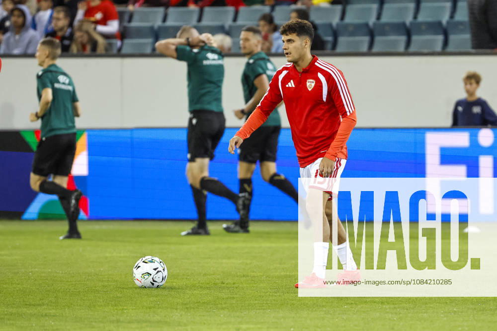 Agon Elezi (Nordmazedonien, 15) beim Aufwärmen vor Spielbeginn , Schweiz, UEFA , Nations League, Matchday 4, Schweiz vs. Nordmazedonien, 06.10.2026, Luzern Swissporarena Schweiz