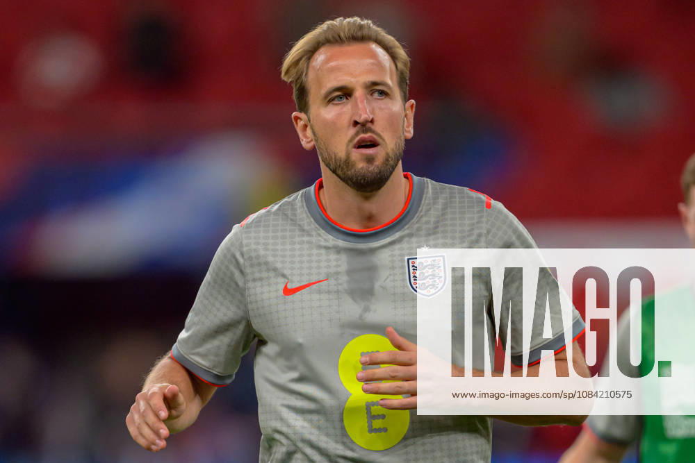 LONDON, ENGLAND OCTOBER 06 - Harry Kane of England during pre game warm up before the UEFA Nations League game between England and Czechia at Wembley Stadium on October 06, 2026 in London, England. (Photo by Keeran Marquis Sports Press Photo)