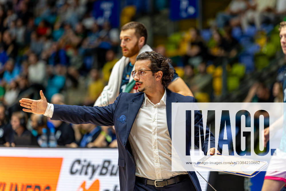 Sepehr Tarrah (Co-Trainer Skyliners Frankfurt) during the BKT EuroCup 2026 27, match between Frankfurt Skyliners vs. BC Siauliai at Suewag Energie Arena on October 6, 2026 in Frankfurt am Main, Germany. Hessen Germany