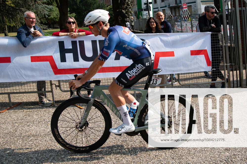 IPA89374882 - DOCKX Aaron, ALPECIN-PREMIER TECH, at the start of the 2026 Tre Valli Varesine in Busto Arsizio, Italy, on October 6, 2026