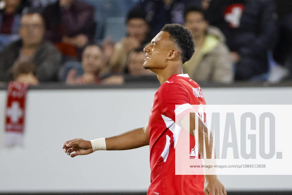 Dan Ndoye (Schweiz, 11), Mimik, Gesichtsausdruck, Emotion , Schweiz, UEFA , Nations League, Matchday 4, Schweiz vs. Nordmazedonien, 06.10.2026, Luzern Swissporarena Schweiz
