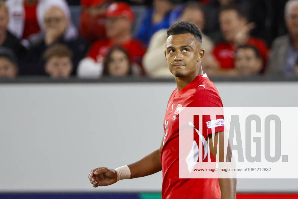 Dan Ndoye (Schweiz, 11), Mimik, Gesichtsausdruck, Emotion , Schweiz, UEFA , Nations League, Matchday 4, Schweiz vs. Nordmazedonien, 06.10.2026, Luzern Swissporarena Schweiz
