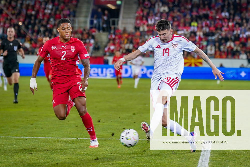 Fussball UEFA Nations League 2026 - 2027, 4. Spieltag - Schweiz vs Nordmazedonien - Thermoplan Arena (Luzern): Ljupche Doriev (Nordmazedonien, 19) Sascha Britschgi (Schweiz, 2)