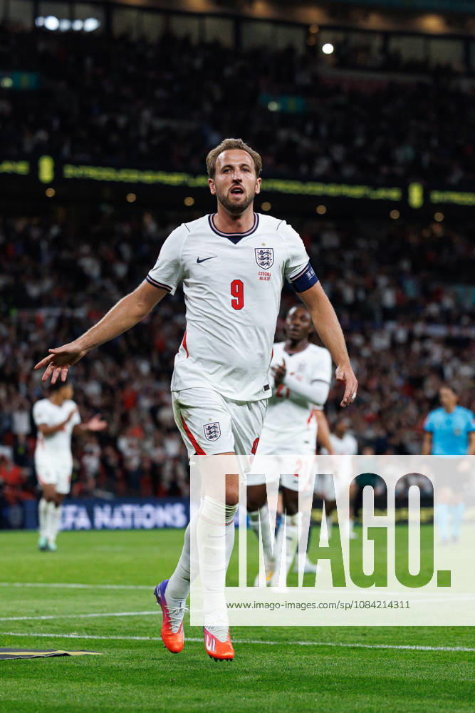 England v Czechia UEFA Nations League, Tuesday 6th October 2026: Harry Kane of England Scores the first GOAL making the score 1-0 during the UEFA Nations League Group C Fixture between England and Czechia at Wembley Stadium, Wembley in London, England. (Photo by Alex Ferrelly Sports Press Photo)