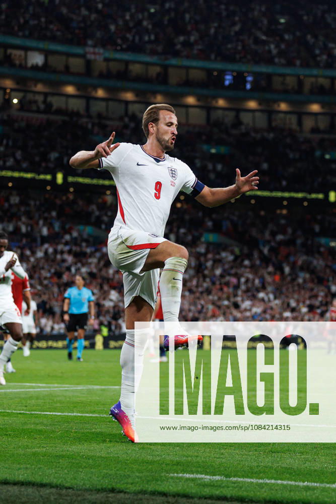 England v Czechia UEFA Nations League, Tuesday 6th October 2026: Harry Kane of England Scores the first GOAL making the score 1-0 during the UEFA Nations League Group C Fixture between England and Czechia at Wembley Stadium, Wembley in London, England. (Photo by Alex Ferrelly Sports Press Photo)