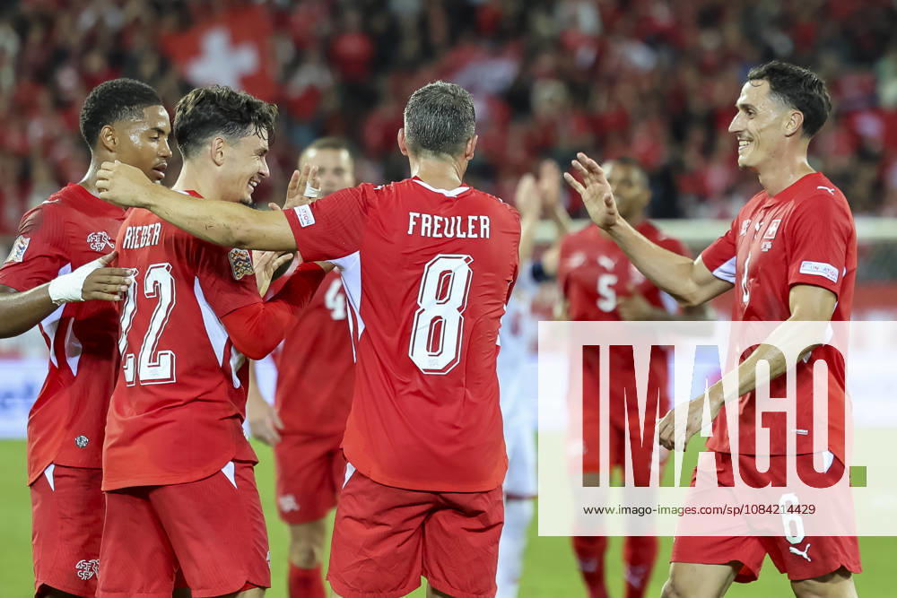 Torjubel Schweiz beim 1:0 durch Fabian Rieder (Schweiz, 22), Freude, Begeisterung, positive Emotionen, Torerfolg , Schweiz, UEFA , Nations League, Matchday 4, Schweiz vs. Nordmazedonien, 06.10.2026, Luzern Swissporarena Schweiz