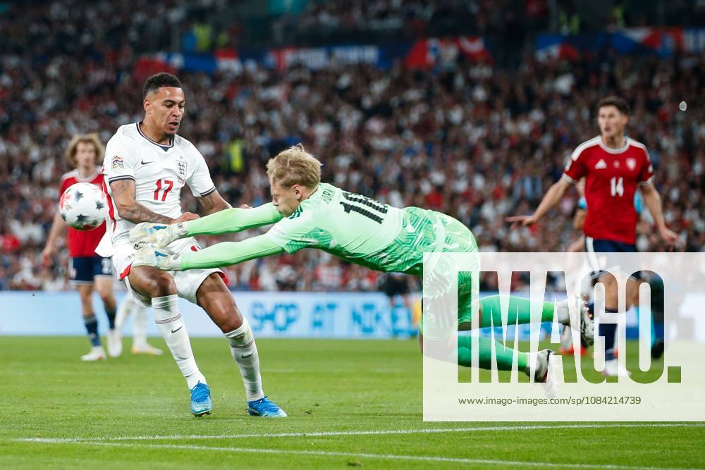 Morgan Rogers of England watches on as Lukas Hornicek of Czechia makes a save in the build up to England s second goal, scored by Harry Kane of England England v Czechia, UEFA Nations League, Football, Wembley Stadium, London, UK - 06 Oct 2026London Wembley Stadium United Kingdom
