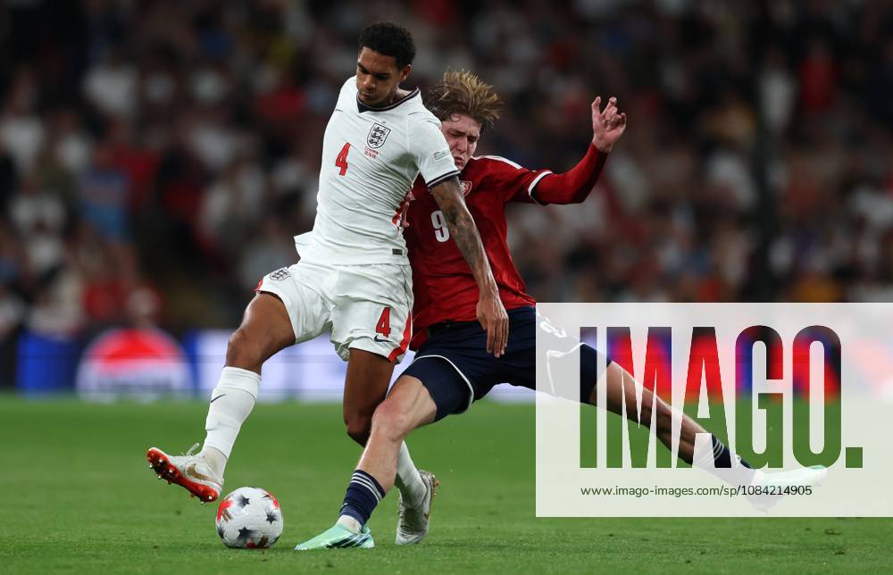 Jarell Quansah of England with Ryan Naderi of Czechia England v Czech Republic - UEFA Nations League - League A - Group 3. Football. Wembley Stadium, London, UK. 6 OCT 2026Wembley Wembley Stadium LONDON United Kingdom
