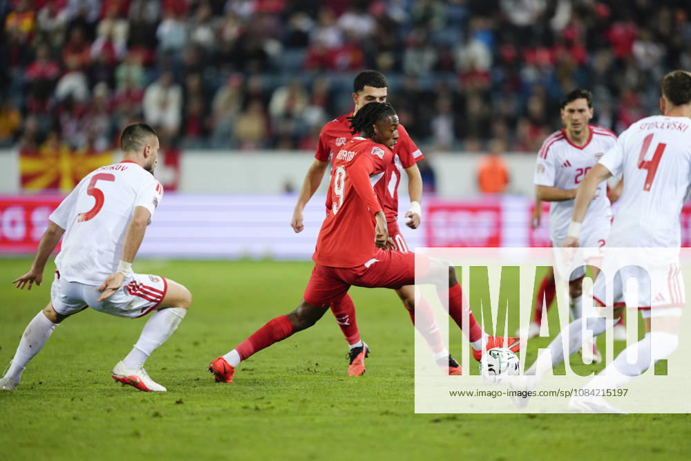 Johan Manzambi (9 SUI) against Dimitar Mitrovski (20 MKD), Gjoko Zajkov (5 MKD) and Andrej Stojchevski (4 MKD) during the UEFA Nations League match between Switzerland and North Macedonia at thermoplan arena on October 06, 2026 in Luzern, Switzerland.