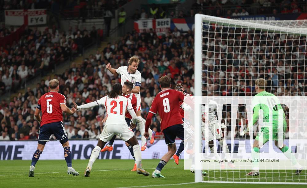 UEFA Nations League - England v Czechia LONDON, ENGLAND, OCTOBER 6: GOAL 3-0, Harry Kane of England national team, Nationalteam scores a goal from. Corner kick to make the score 3-0 during The UEFA Nations League match in Group A3 between England v Czechia at Wembley Stadium, London, England, on October 6. (Photo by Daniel Weir) London Wembley Stadium England
