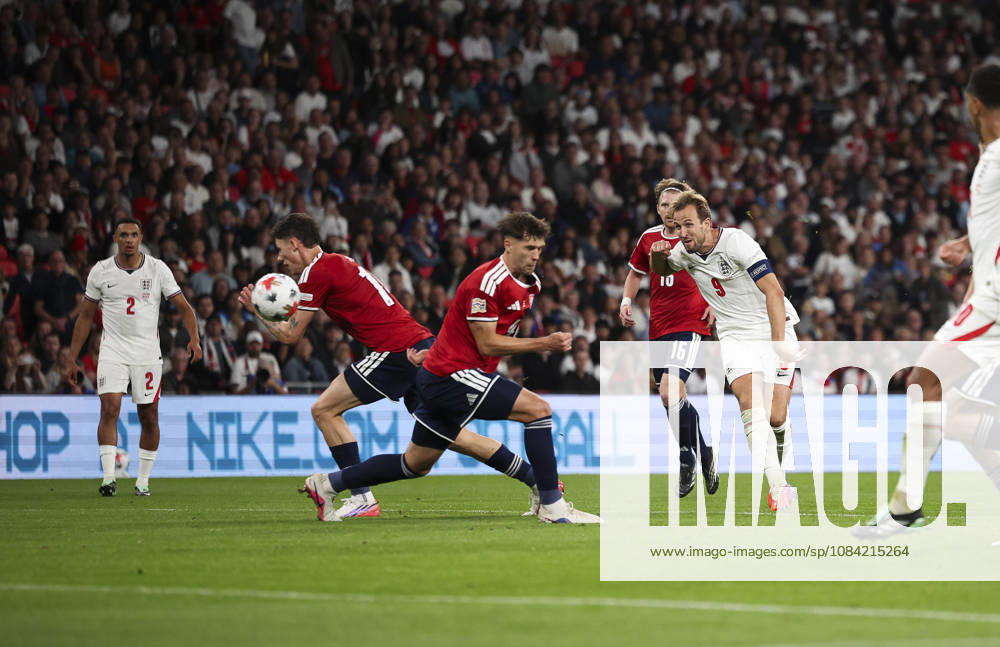 England v Czech Republic, UEFA Nations League, League A - Group 3 London, UK: England v Czech Republic, UEFA Nations League, League A - Group 3, Wembley Stadium. 6 October 2026 Photograph by Marc Aspland for The Times & The Sunday Times Harry Kane of England shoots at goal