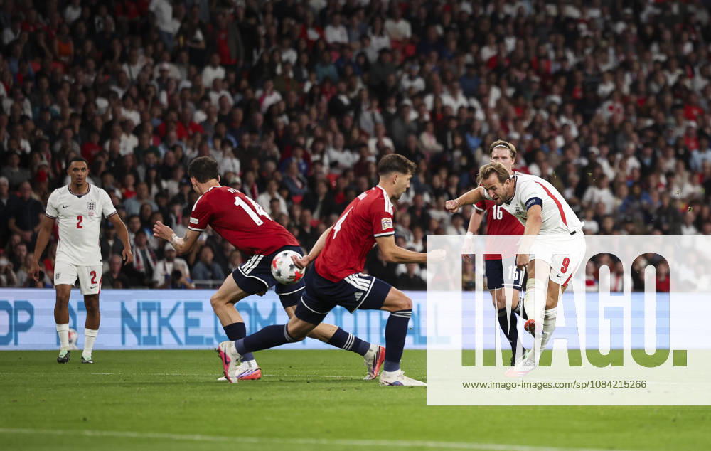 England v Czech Republic, UEFA Nations League, League A - Group 3 London, UK: England v Czech Republic, UEFA Nations League, League A - Group 3, Wembley Stadium. 6 October 2026 Photograph by Marc Aspland for The Times & The Sunday Times Harry Kane of England shoots at goal