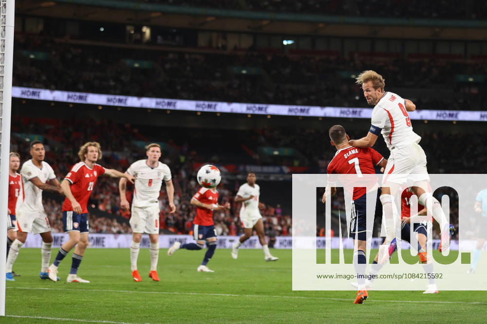 England v Czechia 06 October 2026, Wembley - UEFA Nations League - England v Czechia - Harry Kane of England scores the third goal for his team with a header from a corner kick - Photo: Jacques Feeney Offside. London UK
