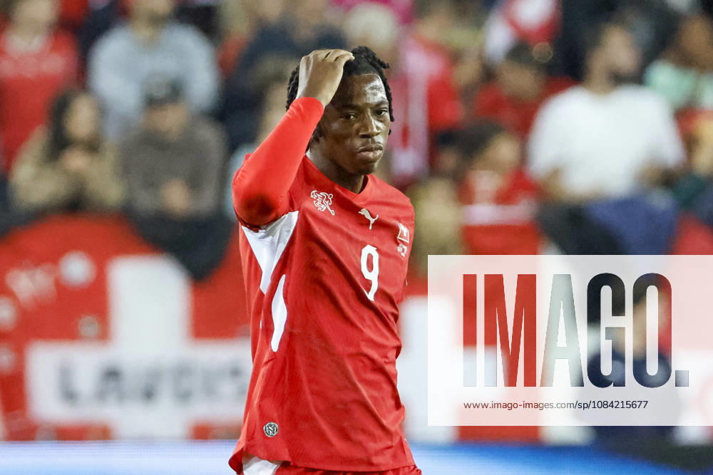 Johan Manzambi (Schweiz, 09), Mimik, Gesichtsausdruck, Emotion , Schweiz, UEFA , Nations League, Matchday 4, Schweiz vs. Nordmazedonien, 06.10.2026, Luzern Swissporarena Schweiz
