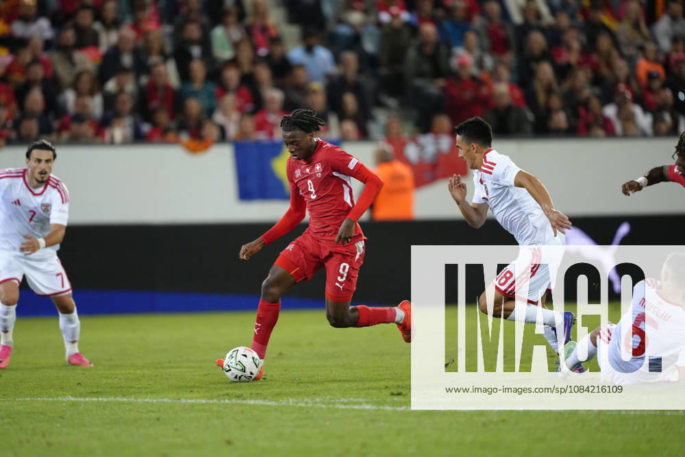 Johan Manzambi (9 SUI) against Tihomir Kostadinov (18 MKD) during the UEFA Nations League match between Switzerland and North Macedonia at thermoplan arena on October 06, 2026 in Luzern, Switzerland.