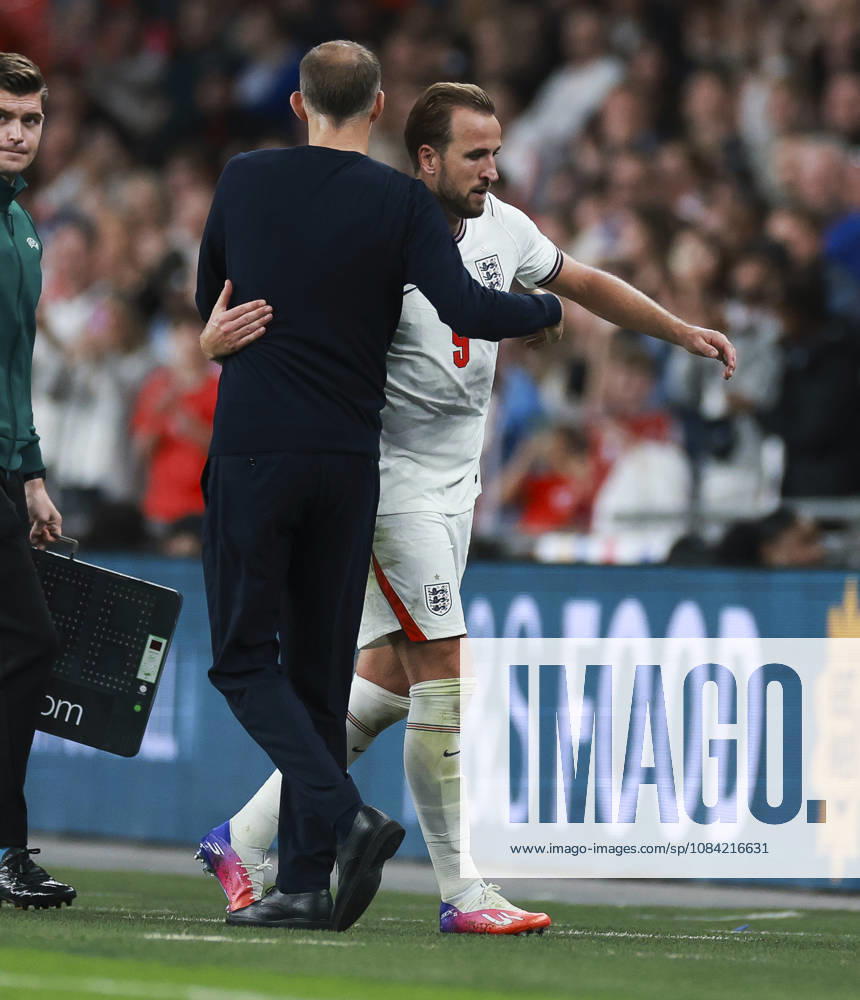 England v Czech Republic, UEFA Nations League, League A - Group 3 London, UK: England v Czech Republic, UEFA Nations League, League A - Group 3, Wembley Stadium. 6 October 2026 Photograph by Marc Aspland for The Times & The Sunday Times Harry Kane of England is substituted by Thomas Tuchel Manager of England