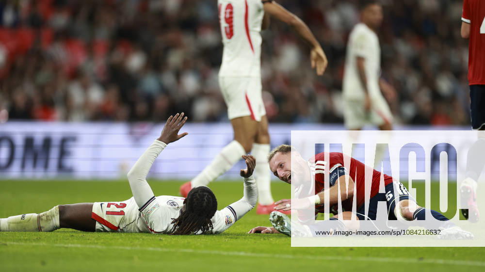 England v Czech Republic, UEFA Nations League, League A - Group 3 London, UK: England v Czech Republic, UEFA Nations League, League A - Group 3, Wembley Stadium. 6 October 2026 Photograph by Marc Aspland for The Times & The Sunday Times Vladimír Coufal Of Czech Republic and Eberechi Eze of England