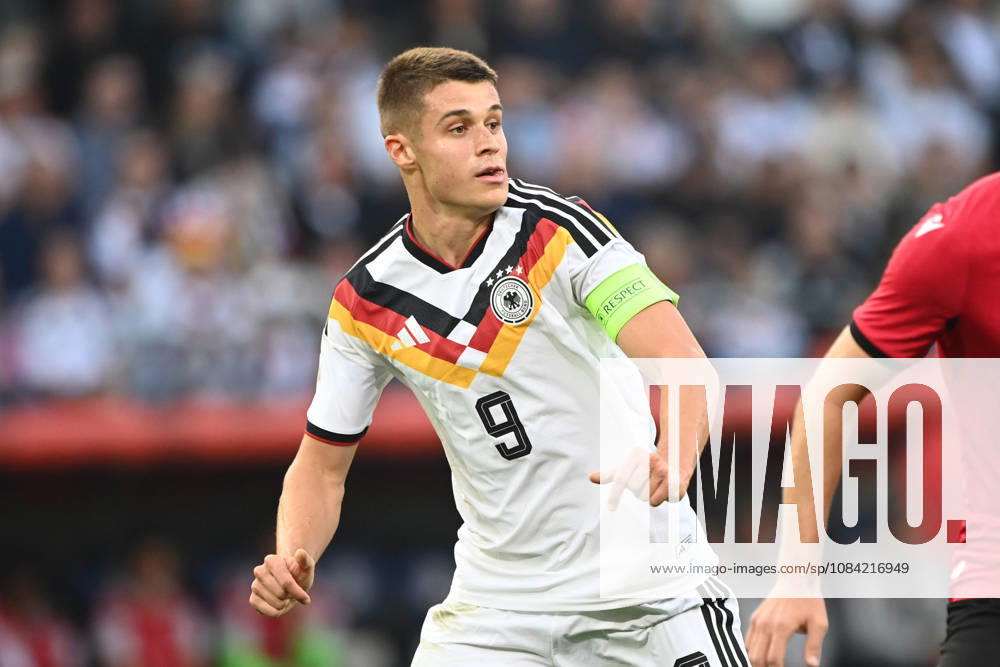 Nicolo TRESOLDI (GER) halbe Figur, Halbfigur, halber Koerper, Einzelbild, angeschnittenes Einzelmotiv, Fussball Laenderspiel, U21, U 21 EM-Qualifikation, Deutschland - Georgien 2-0 am 06.10.2026, Schueco-Arena Bielefeld, Â