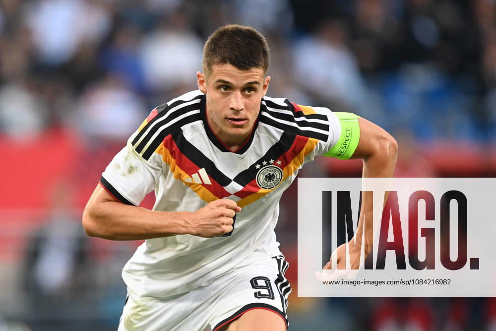 Nicolo TRESOLDI (GER) halbe Figur, Halbfigur, halber Koerper, Einzelbild, angeschnittenes Einzelmotiv, Fussball Laenderspiel, U21, U 21 EM-Qualifikation, Deutschland - Georgien 2-0 am 06.10.2026, Schueco-Arena Bielefeld, Â