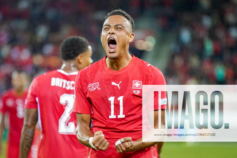 Fussball UEFA Nations League 2026 - 2027, 4. Spieltag - Schweiz vs Nordmazedonien - Thermoplan Arena (Luzern): Tor und Torjubel zum 3:0 durch Dan Ndoye (Schweiz, 11) Freude, Emotionen, Jubel, Geste, Gestik, Mimik, Gesichtsausdruck, Emotion