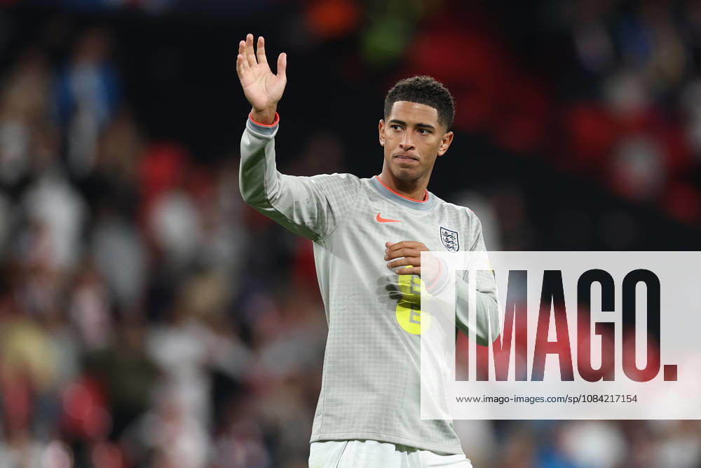England v Czech Republic, UEFA Nations League Jude Bellingham of England gestures the supporters after the England v Czech Republic UEFA Nations League Group 3 match at Wembley Stadium, London, England on 6 October 2026 Credit: Tiego Grenho Every Second Media Editorial use only. All images are copyright Every Second Media Limited. No images may be reproduced without prior permission.