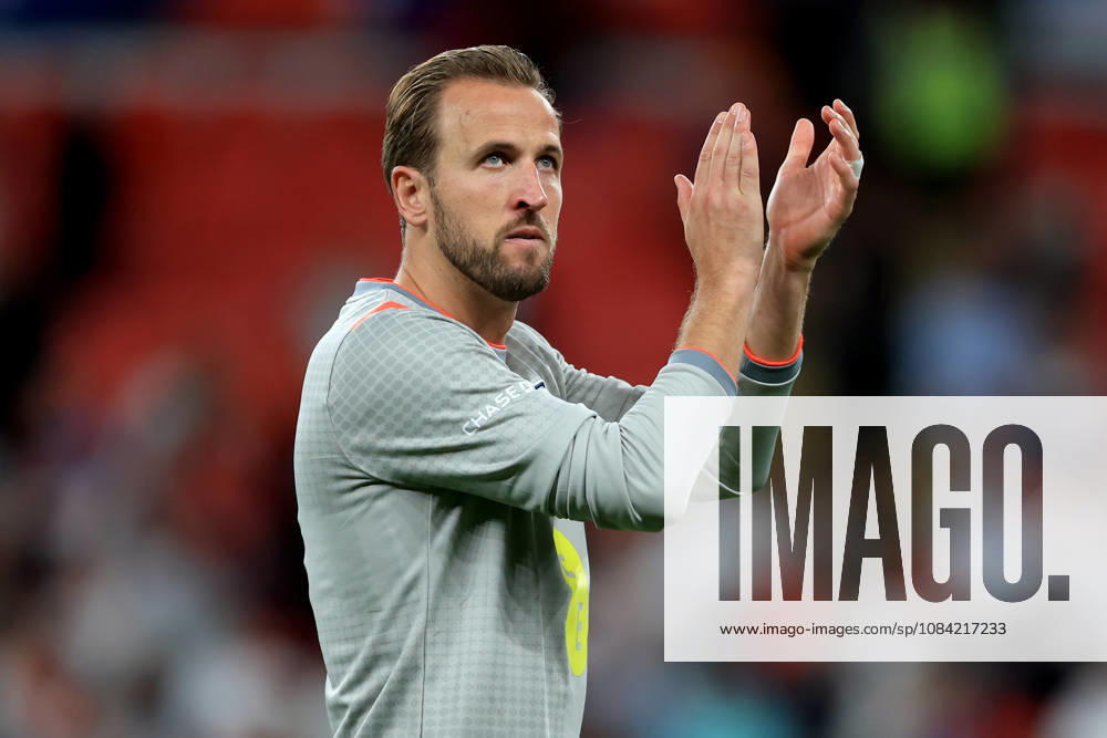 England v Czechia - UEFA Nations League 2026 27 Group A3 MD4 Harry Kane of England applauds the fans after winning the UEFA Nations League 2026 27 group phase match between England and Czechia at Wembley Stadium on October 6, 2026 in London, England. London Wembley Stadium England United Kingdom