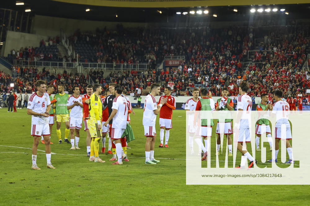 Nordmazedonien nach dem Spiel bei den Fans , Schweiz, UEFA , Nations League, Matchday 4, Schweiz vs. Nordmazedonien, 06.10.2026, Luzern Swissporarena Schweiz