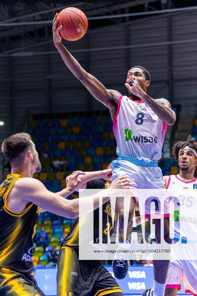 William Christmas (Skyliners Frankfurt, 8) with ball during the BKT EuroCup 2026 27, match between Frankfurt Skyliners vs. BC Siauliai at Suewag Energie Arena on October 6, 2026 in Frankfurt am Main, Germany. Hessen Germany