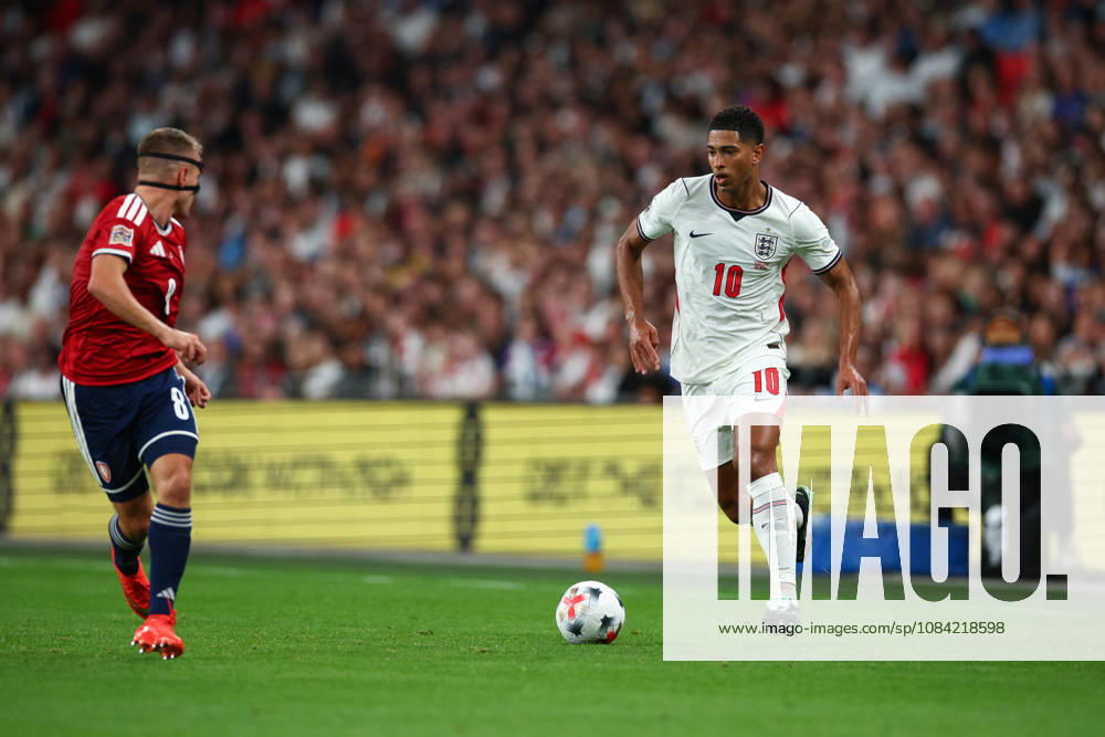UEFA Nations League: England v Czech Republic LONDON, UK - 6th Oct 2026: Jude Bellingham of England in action during the UEFA Nations League Group A3 match between England and Czech Republic at Wembley Stadium London Wembley Stadium England United Kingdom