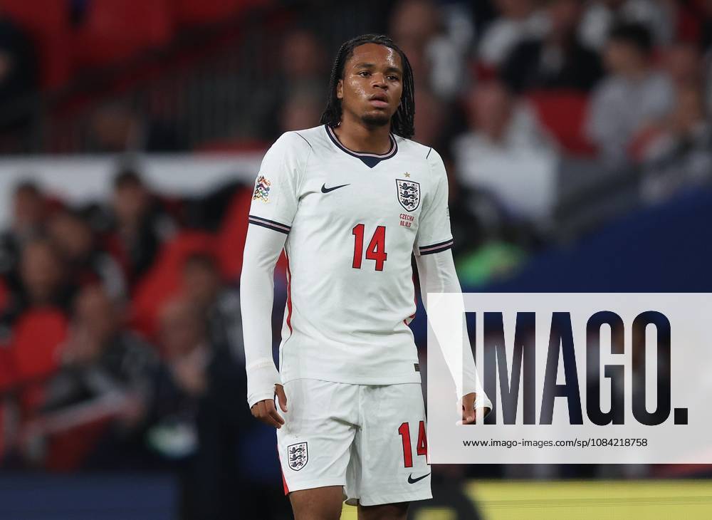 UEFA Nations League - England v Czechia LONDON, ENGLAND, OCTOBER 6: Rio Ngumoha of England national team, Nationalteam during The UEFA Nations League match in Group A3 between England v Czechia at Wembley Stadium, London, England, on October 6. (Photo by Daniel Weir) London Wembley Stadium England
