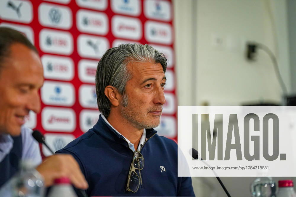 Fussball UEFA Nations League 2026 - 2027, 4. Spieltag - Schweiz vs Nordmazedonien - Thermoplan Arena (Luzern): Murat Yakin (Schweiz, Trainer) Pressekonferenz, Medien