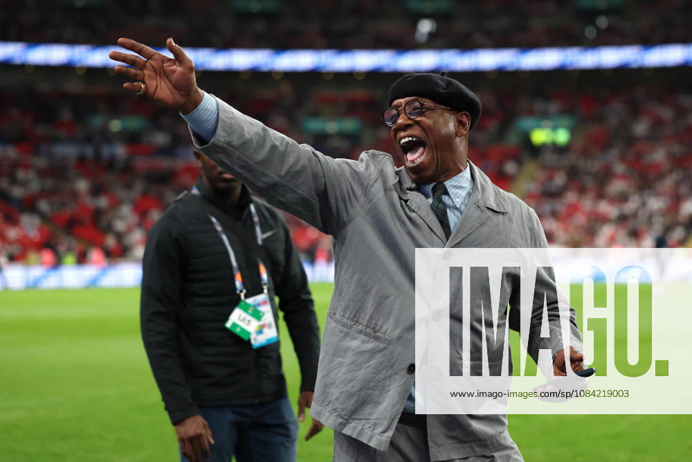England v Czech Republic, UEFA Nations League Pundit and former player, Ian Wright, gestures supporters prior to the England v Czech Republic UEFA Nations League Group 3 match at Wembley Stadium, London, England on 6 October 2026 Credit: Tiego Grenho Every Second Media Editorial use only. All images are copyright Every Second Media Limited. No images may be reproduced without prior permission.