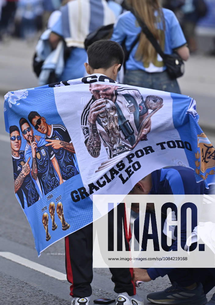 Fans of Argentina outside the stadium before the International Friendly, Länderspiel, Nationalmannschaft match between Argentina and Benin at Estadio Mas Monumental on October 06, 2026 in Buenos Aires, Argentina. Photo by SFSI Argentina national team, Nationalteam v Benin