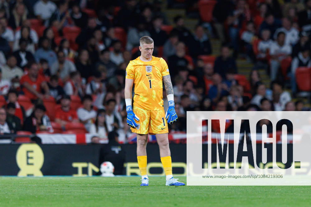 England v Czechia UEFA Nations League, Tuesday 6th October 2026: Jordan Pickford of England watches during the UEFA Nations League Group C Fixture between England and Czechia at Wembley Stadium, Wembley in London, England. (Photo by Alex Ferrelly Sports Press Photo)