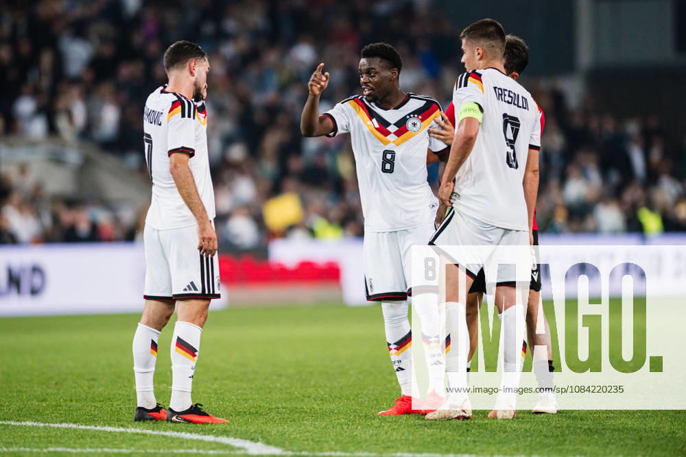 U21, U 21 EM-Qualifikation: Deutschland - Georgien, 06.10.2026 Noel Aseko (Deutschland, 8), Arijon Ibrahimović (Deutschland, 7), Nicolò Tresoldi (Deutschland, 9); Fußball, EM-Qualifikation U 21, 10. Spieltag: Deutschland vs. Georgien am 06.10.2026, Bielefeld DFB REGULATIONS PROHIBIT ANY USE OF PHOTOGRAPHS AS IMAGE SEQUENCES AND OR QUASI-VIDEO.