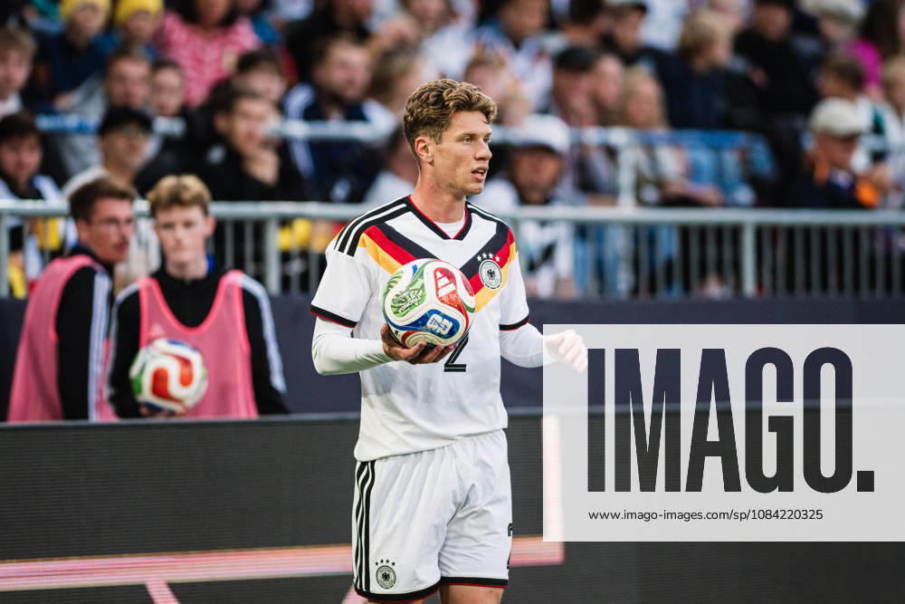 U21, U 21 EM-Qualifikation: Deutschland - Georgien, 06.10.2026 Freisteller, Elias Baum (Deutschland, 2); Fußball, EM-Qualifikation U 21, 10. Spieltag: Deutschland vs. Georgien am 06.10.2026, Bielefeld DFB REGULATIONS PROHIBIT ANY USE OF PHOTOGRAPHS AS IMAGE SEQUENCES AND OR QUASI-VIDEO.