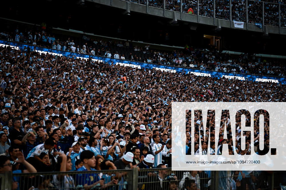 Argentina x Benin BUENOS AIRES, AR - 06.10.2026: ARGENTINA X BENIN - Fans of Argentina during the International Friendly, Länderspiel, Nationalmannschaft match between Argentina and Benin on Tuesday, October 6, 2026, at the Estadio Monumental in Buenos Aires, Argentina. The match marks Messi& 39;s farewell to the Argentine national team, Nationalteam (Photo: Gabriel Sotelo Fotoarena) x3026025x GabrielxSotelo