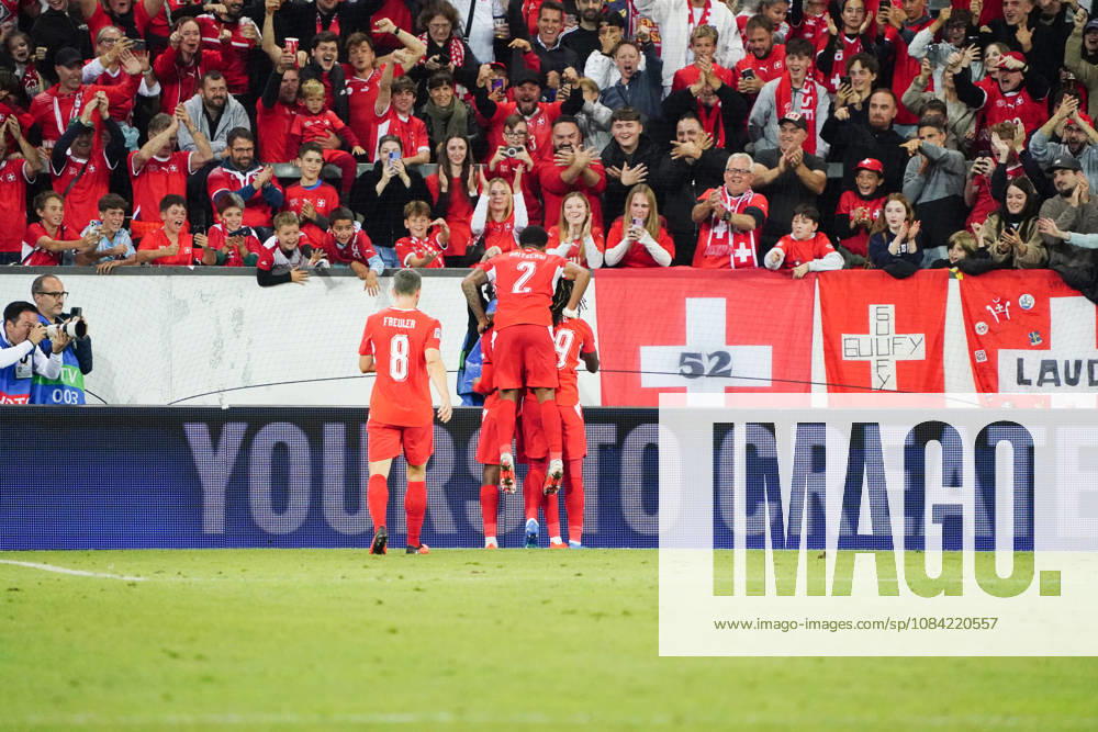 Luzern Schweiz. Thermoplan Arena Fussball Herren Saison 2026-2027 Nations League Schweiz - Nordmazedonien 3-0 .Bild. Torjubel Schweiz SUI Aktion Zweikampf