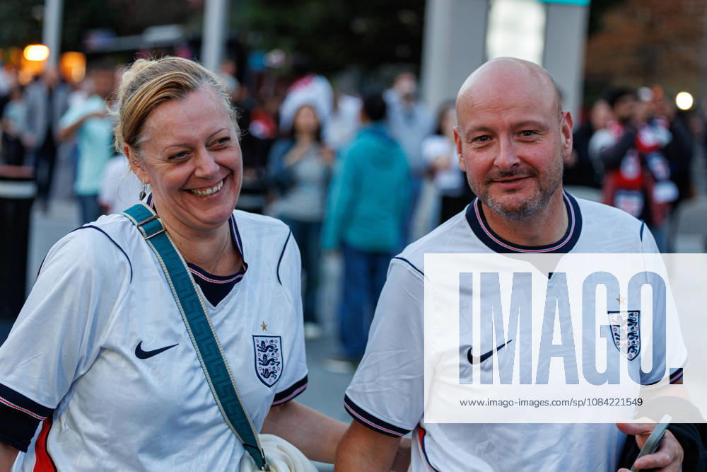 England v Czechia UEFA Nations League, Tuesday 6th October 2026: England fans before kick off during the UEFA Nations League Group C Fixture between England and Czechia at Wembley Stadium, Wembley in London, England. (Photo by Alex Ferrelly Sports Press Photo)